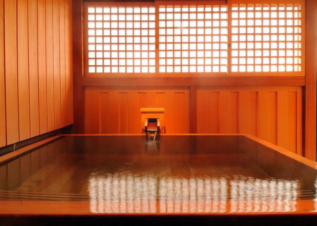 Hotel Hakone Tokinoshizuku Exterior foto A traditional Japanese onsen
