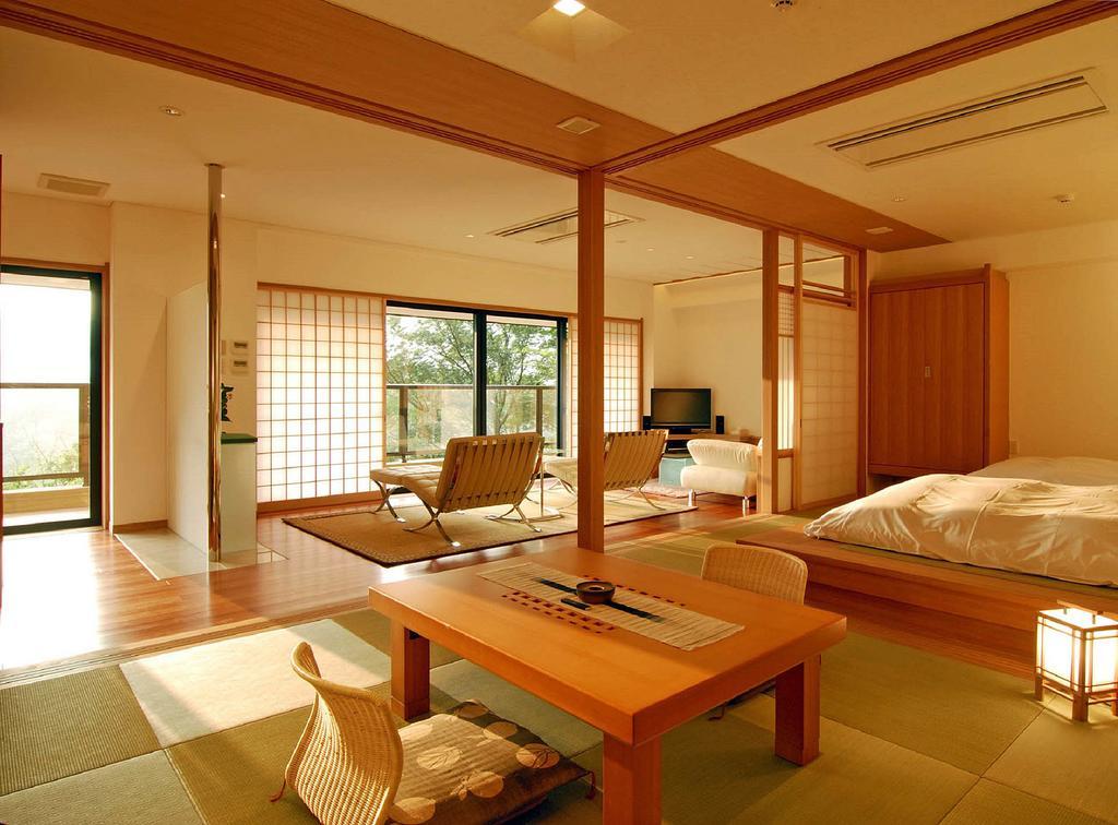 Hotel Hakone Tokinoshizuku Habitación foto A room at the Hoshinoya Kyoto
